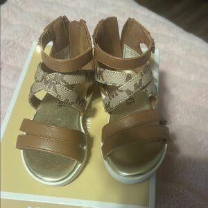 Michael Kors Kids Sandals in Brown and Gold